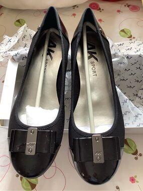 Kensie Black Patent Bow Cap Flats with Metallic Accent